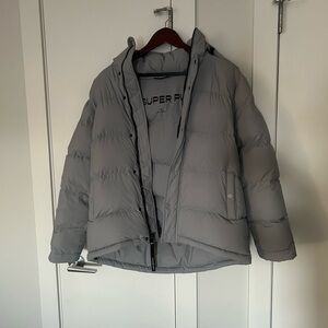 Aritzia Super Puff marble grey Puffer Jacket